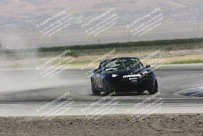 media/Jun-01-2024-CalClub SCCA (Sat) [[0aa0dc4a91]]/Group 3/Race/